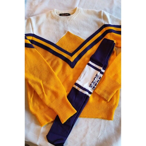 Dehen Knitting Co Vintage 1980s Cheerleading Sweater Gold Purple Size Large - Picture 2 of 10